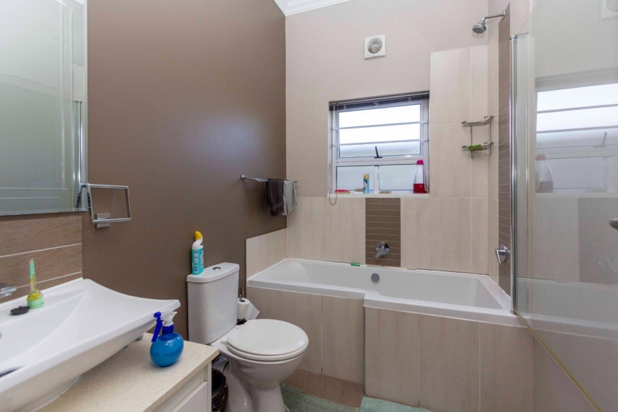 3 Bedroom Property for Sale in Parsonsvlei Eastern Cape